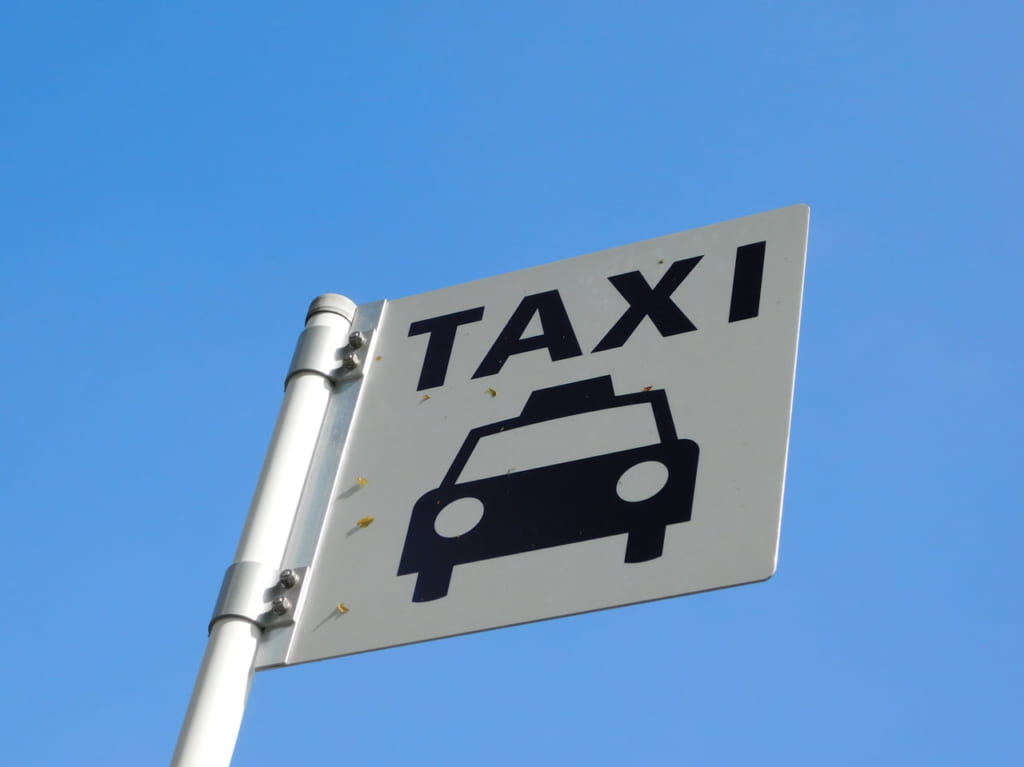 【岐阜市】 広がる支援！2020年5月31日（日）までの期間限定でタクシー会社３社が宅配サービス 『フード速タク』 を開始。