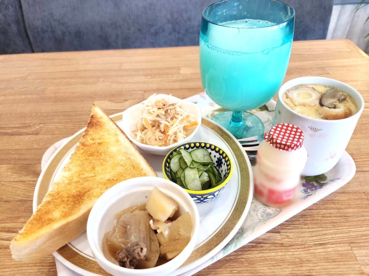 シャルル