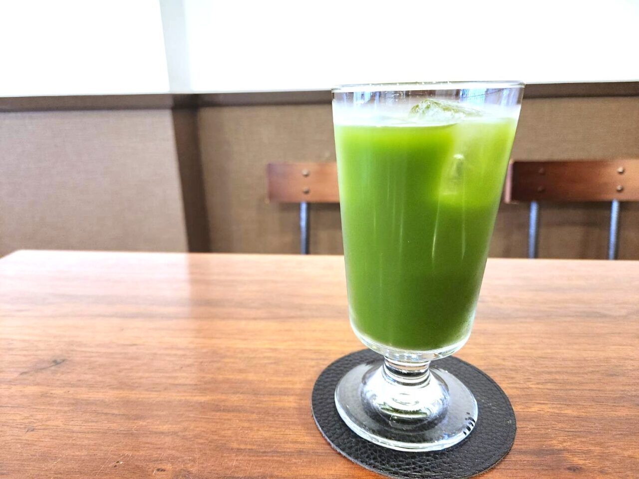 スロウ