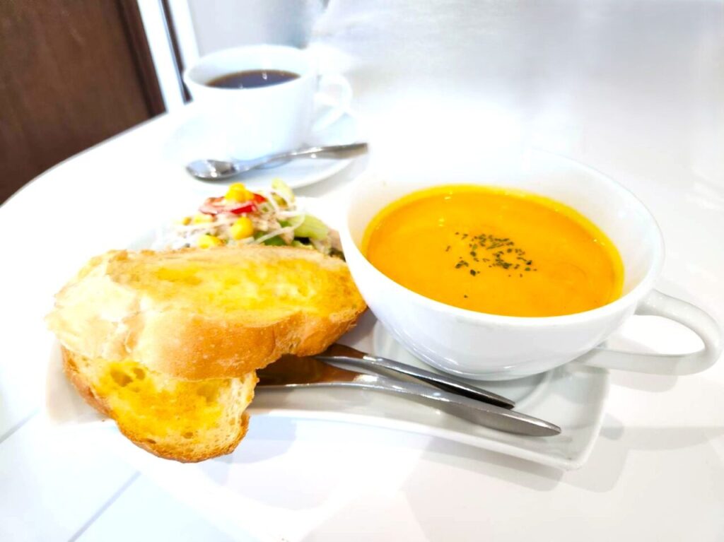 カフェドロウ