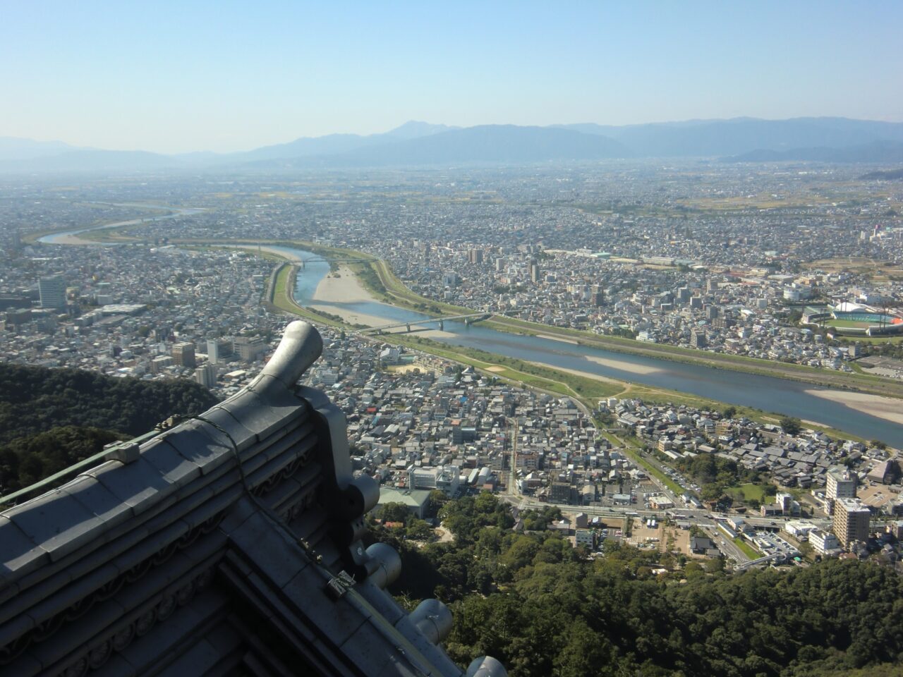 城
